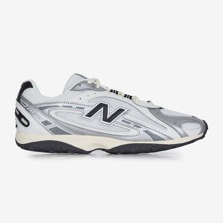 NEW BALANCE 204 204 BLANC/NOIR FEMME