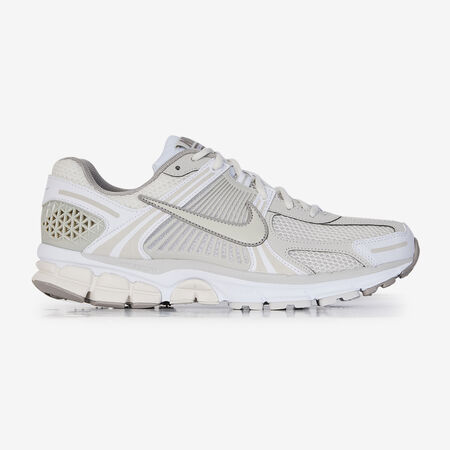 NIKE zoom vomero ZOOM VOMERO 5 WHITE/BEIGE MEN
