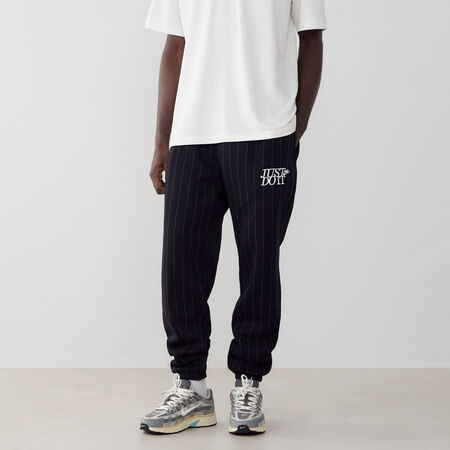NIKE PANT JOGGER JUST DO IT AOP BLACK/WHITE MEN