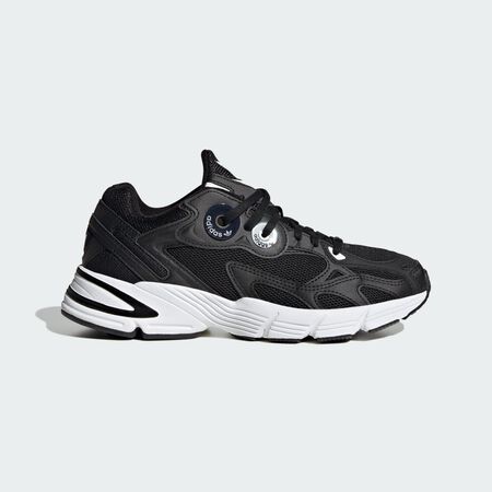 Chaussure Astir : Core Black / Core Black / Cloud White