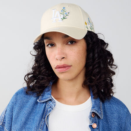 NEW ERA 9FORTY WOMEN LA FLORAL EMBROIDERY BEIGE/WHITE WOMEN