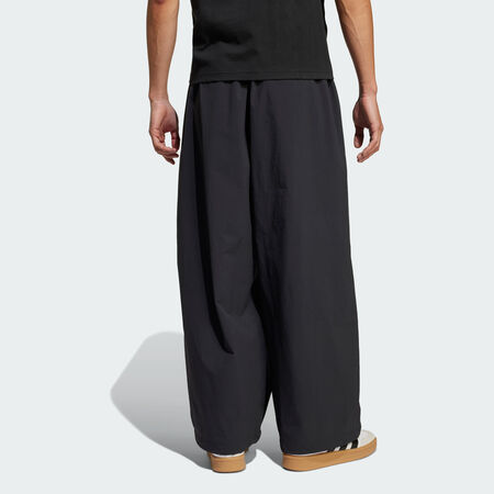 ADIDAS ORIGINALS Premium Essentials Utility Parachute Pants Black MEN